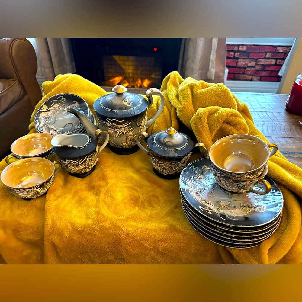Vintage Moriage Dragon Dragonware Tea Set 18 piece made in Japan